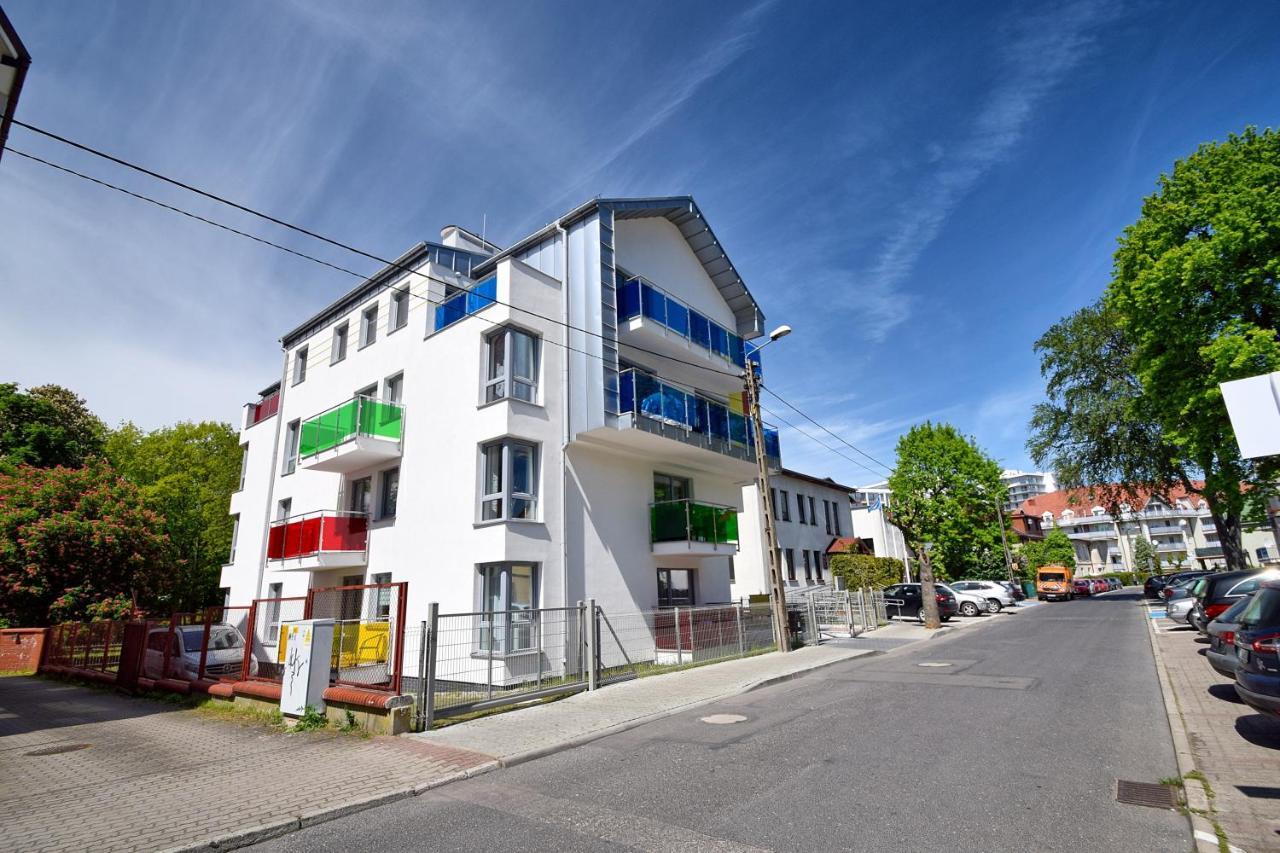 Sea-View Apartamenty Kolorowe Balkony Miedzyzdroje Eksteriør billede
