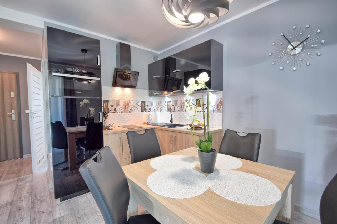 Sea-View Apartamenty Kolorowe Balkony Miedzyzdroje Eksteriør billede